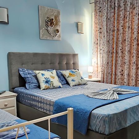 Hara Apartment In Front Of The Beach Paralía Exterior foto
